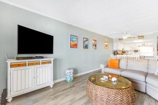 Pelican Beach 204 - 5