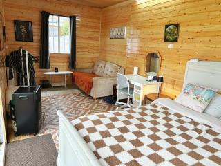 Valley view cabin in the woods on a farm - 9