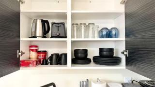 Remodeled Bungalow Suite with Parking, Steps from SJSU - 1