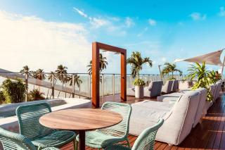 Setai Yacht com Café by Apartamentos Jampa - 3