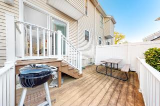 Sunset Drive, Unit B - 5