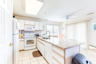 Harbour Towne 201E - 1