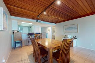 Seagull Condominiums #402 - 2