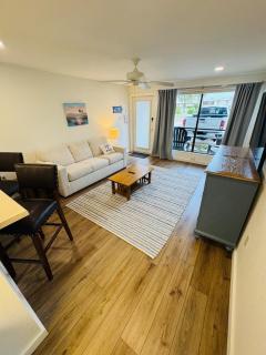 Relax Inn-Seamist 156 - 5