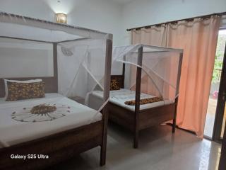 Blue Tides Hotel - 5