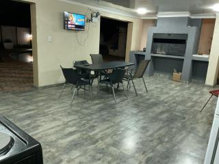 Los Angeles Lakefield guesthouse - 5