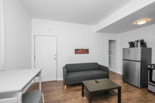 Northside Suites 3 - A Chic Relaxed Stay for 2 - 5