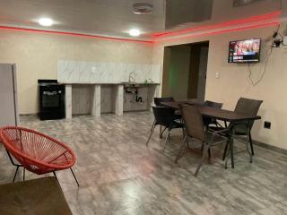 Los Angeles Lakefield guesthouse - 4