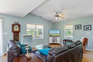 You, Me and The Sea - 9