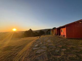 Chalés Pão Sobre as Águas - a 5 minutos de cachoeiras e vista maravilhosa do pôr do sol - 0