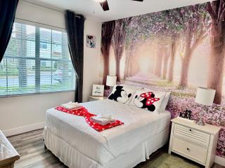 Large 5BR-5Bath home near Disney, with Pool, BBQ & Resort Access - 2