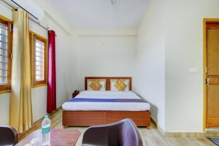 SPOT ON Chandra's Residence - 8