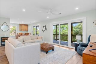 High Tide Hideaway - 8