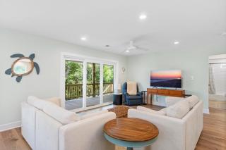 High Tide Hideaway - 7