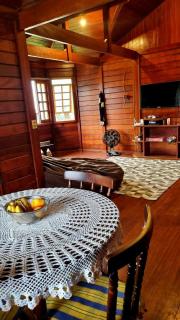 Casa de Madeira com piscina e churrasqueira - 5