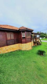 Casa de Madeira com piscina e churrasqueira - 2