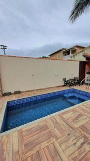 Casa de Madeira com piscina e churrasqueira - 1