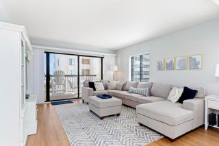 Sound of the Sea 216 W by Emerald Isle Realty - 9