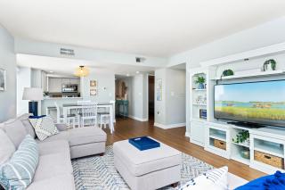 Sound of the Sea 216 W by Emerald Isle Realty - 5