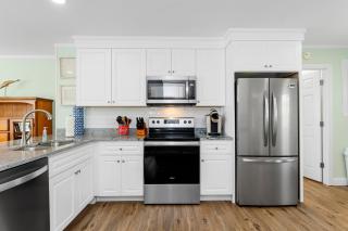 Summer Breeze East by Emerald Isle Realty - 1