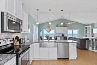 Sea Worthy by Emerald Isle Realty - 1