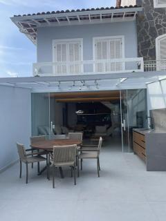 Casa pé na areia, Angra-Portogalo, fino acabamento - 2