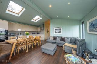 Aberdaron-Lodge - 3