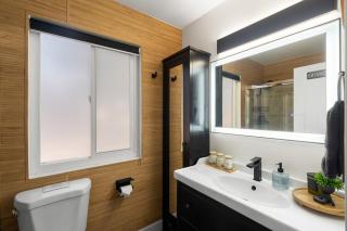 Downtown-Chandler Home - Pool - Arcade - Yard TV - 2