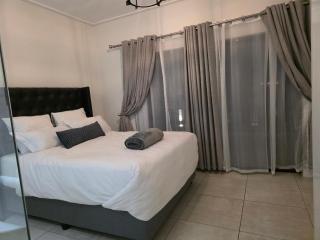 Aurora Executive Stay In Waterfall City - 6