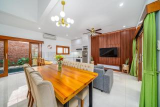 Modern Villa with Pool Near Sanur Beach and Shops - 3