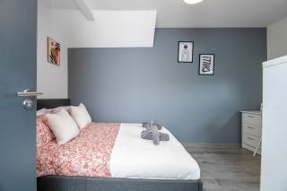 Spacious 4 Bed Home I Free Parking in Sheffield - 4