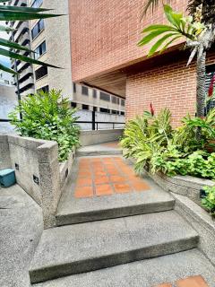 Suite Ejecutiva full equipo en Los Palos Grandes - 4