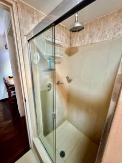 Suite Ejecutiva full equipo en Los Palos Grandes - 1