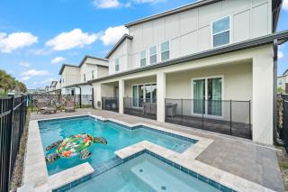 390 Strand Drive - 9