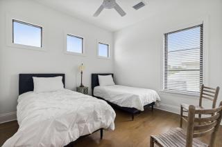 140 Ocean Estates Dr - 1