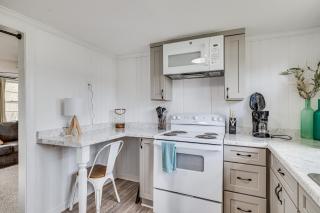 7 Mi to Beach and Ocean! Morehead City Home - 1