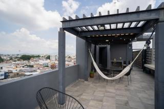 Lindo Departamento con Terraza Privada - 2