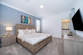 3000EB VILLA 5 BED/5 BA - 3