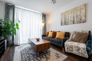 Cozy Family Home Near Montreal - 0