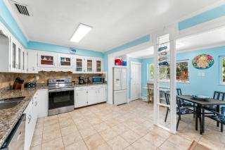 1375 Bay Shore Drive - 7