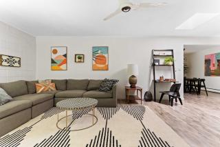 Relaxing River Retreat Near Moms Beach with Patio - 1