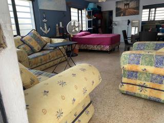 Casita Azul del mar, sencilla con fresca brisa - 1