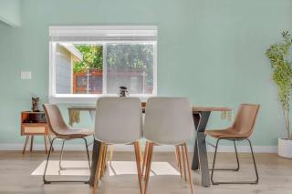 Modern Country Home Near Downtown & Bike Trail - 7