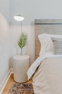 Casa Castillo - Boutique Suites in Downtown Santa Barbara - 1