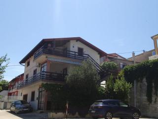Apartments Marija Kru evo A2 2 - 1