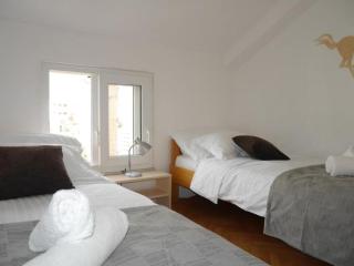 Dugi Rat Seaside Apartments - 2 Bedroom 6 - 2