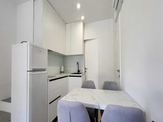 One Bedroom Apartment with Terrace - 4