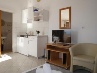 Dugi Rat Seaside Apartments - Studio 5 - 0