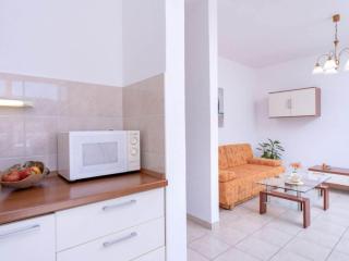 One Bedroom Luxury Apartment with Balcony and Sea View 1 - 5