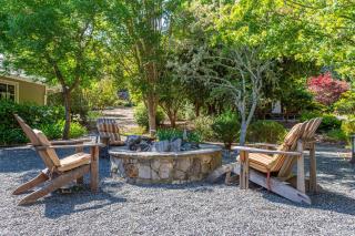 10 Acre Estate with Views Teahouse and Pickleball Court - 8